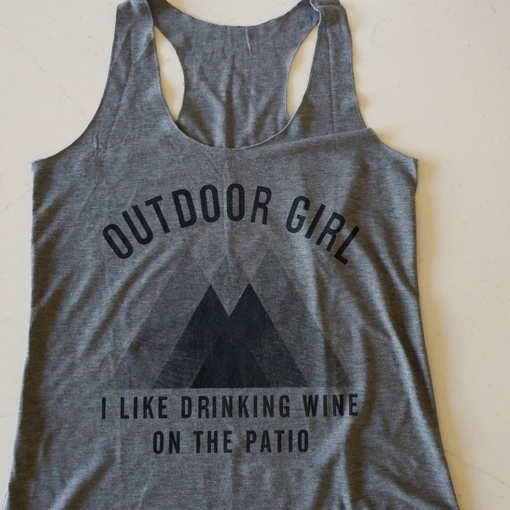 Razor back printed tee